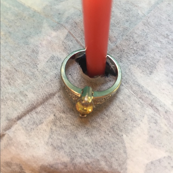 Ring - Picture 3 of 3